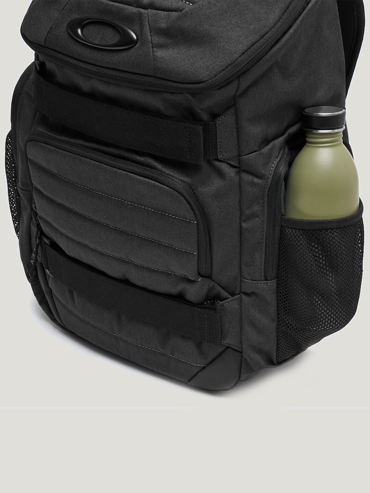  Oakley Mochila grande Enduro 3.0 para hombre de 30 litros para  senderismo, mochilero, campamento+paquete con botella de agua de diseñador  iWear, verde (camo green) : Deportes y Actividades al Aire Libre